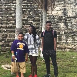 Meet your Posher, Sheria